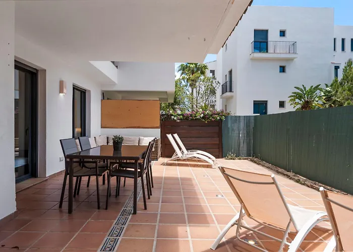 Alamar Poolfront Garden Apartment By Costarentals - Ref 46