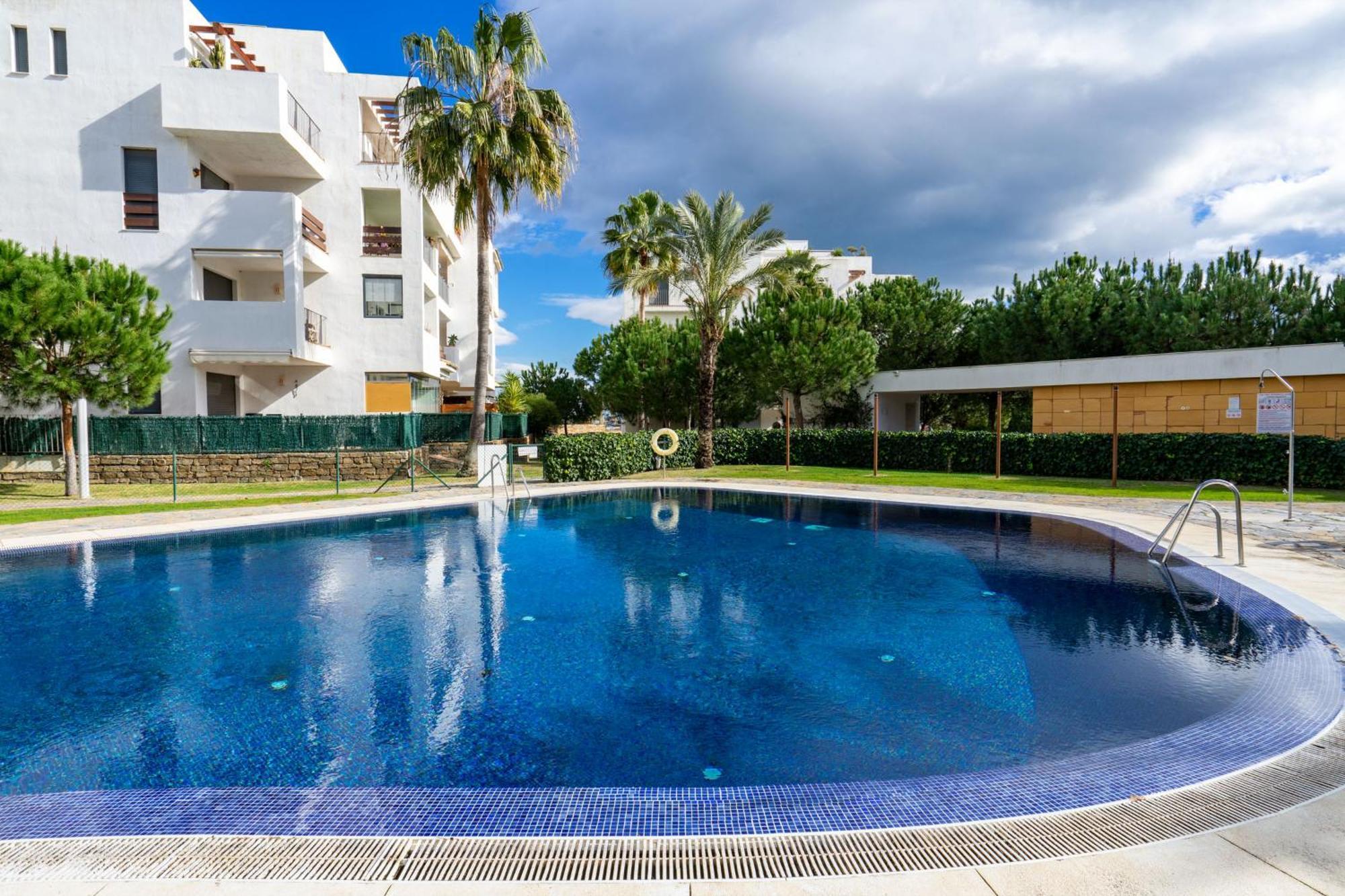 Apartamento Alamar Poolfront Garden By Costarentals - Ref 46 *