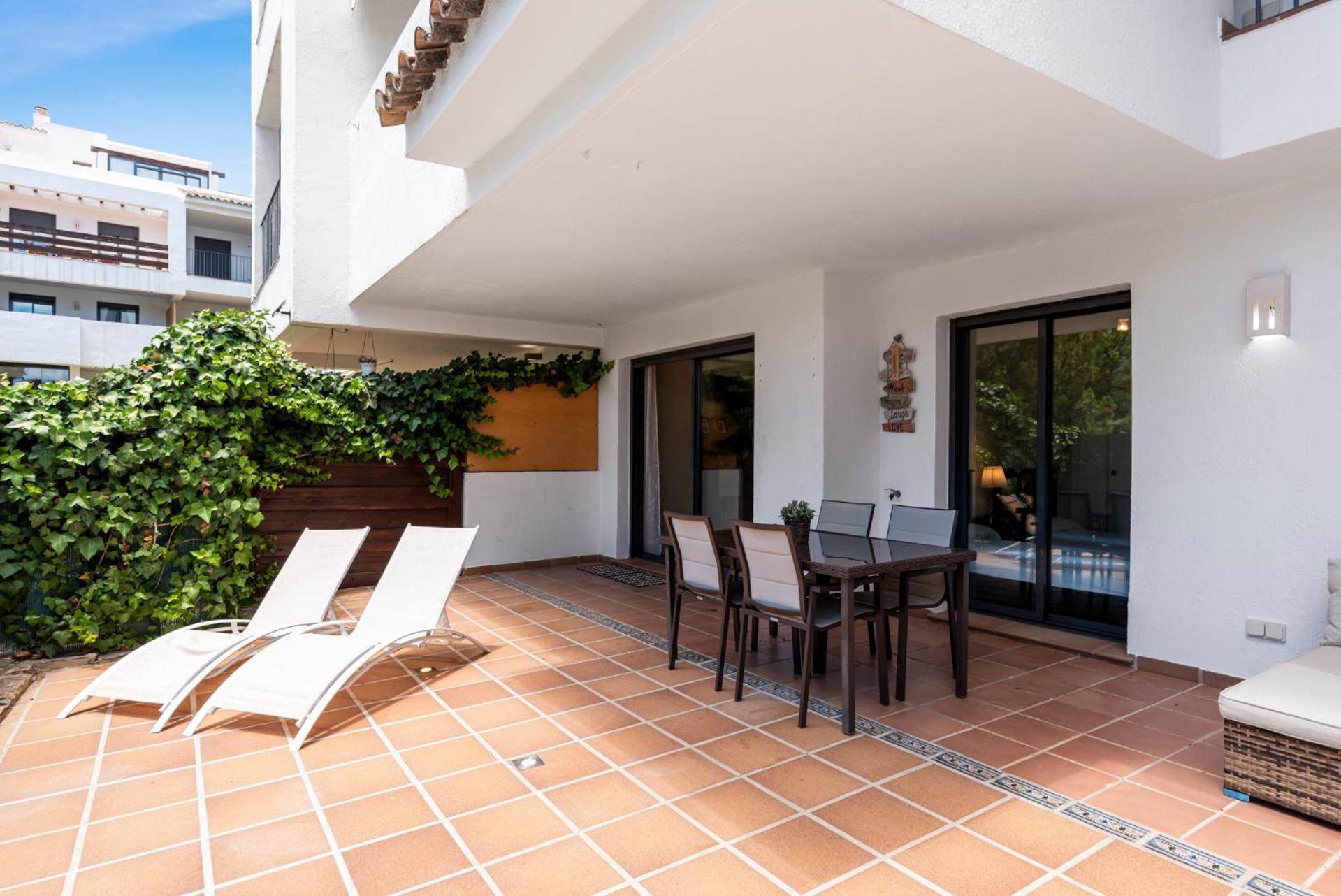 Alamar Poolfront Garden By Costarentals - Ref 46 Apartamento La Cala De Mijas